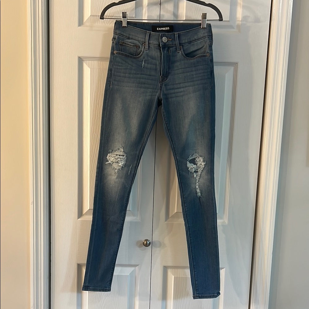 Express Mid-Rise Skinny Jeans with Distressed Details, 0-R